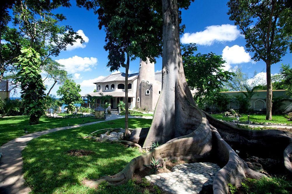 Hermosa Cove Villa Resort & Suites Ocho Rios Zewnętrze zdjęcie